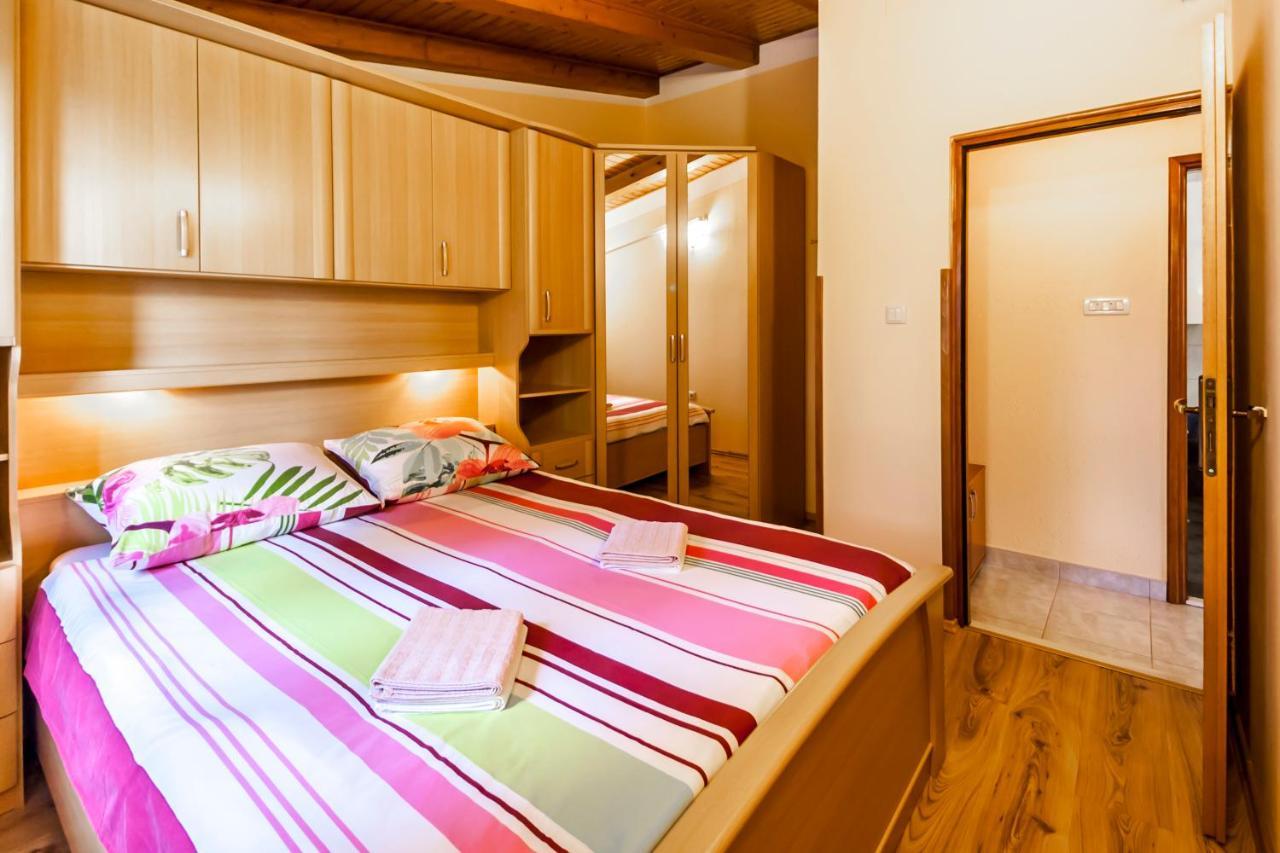 Holiday Home Lana Labin  Extérieur photo