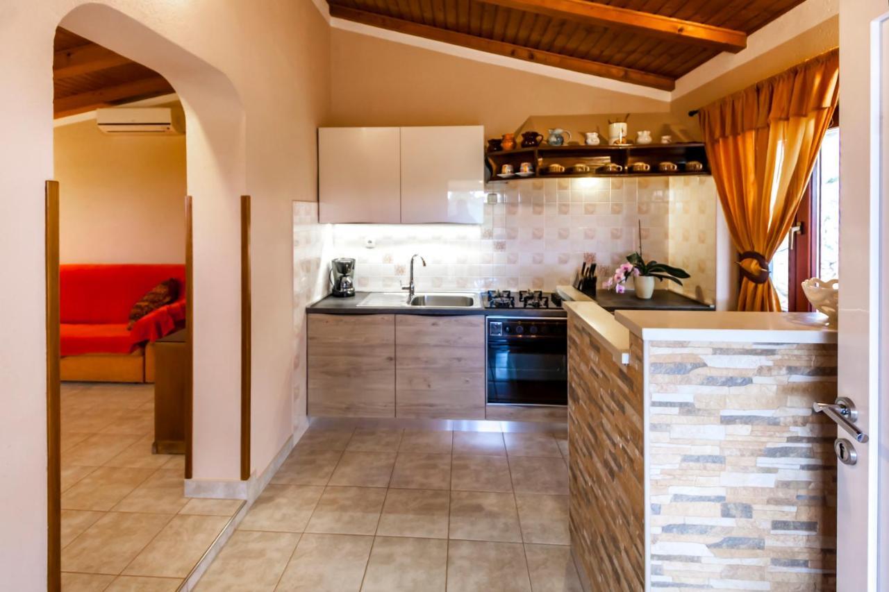Holiday Home Lana Labin  Extérieur photo