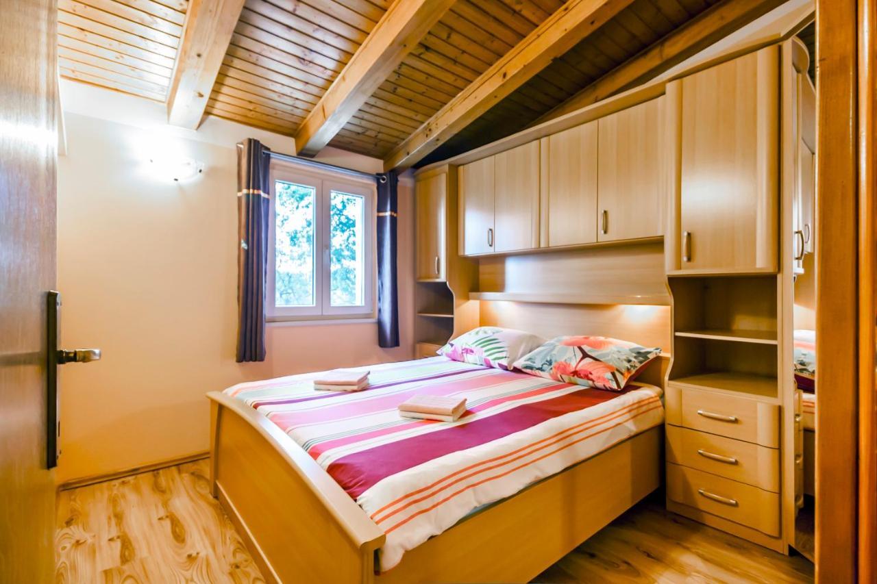 Holiday Home Lana Labin  Extérieur photo